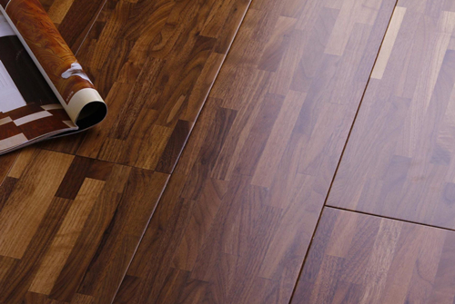 ���ӌ�(sh��)ľ�ذ�����α��󷶇�ʹ�õ�